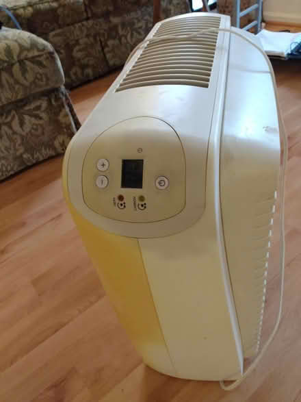 Photo of free Older model room air purifier (Dorsey's Search)