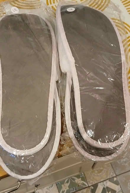 Photo of free 2 pairs white towelling spa slippers, size L/XL (South Croydon CR2) #1