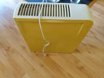 Photo of free Older model room air purifier (Dorsey's Search)