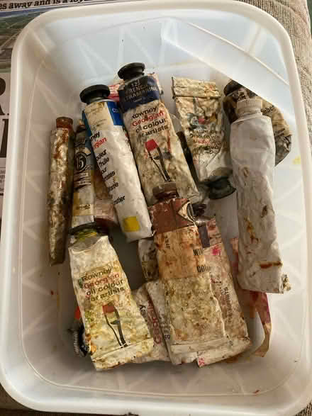 Photo of free Old oil paints. Astwood Bank B96 (Astwood Bank B96) #1