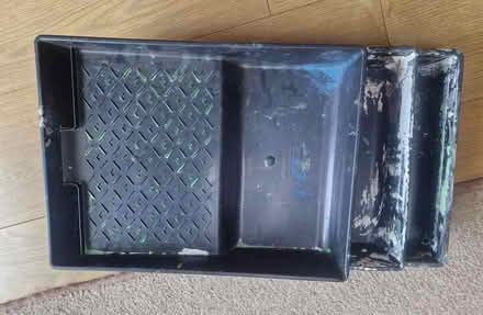 Photo of free Paint trays, Worktop pieces, Carpet (Shoeburyness (SS3)) #1