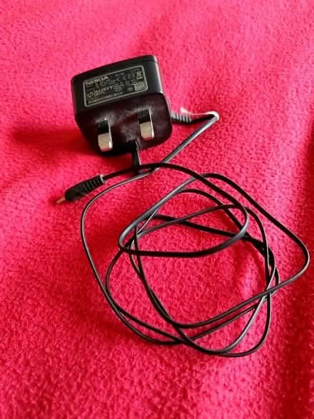 Photo of free Nokia AC 3X small pin charger (Risinghurst OX3) #1