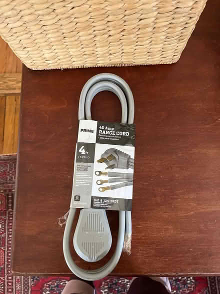 Photo of free Never used 40 amp range cord (75 Jerome St W.Medford) #1