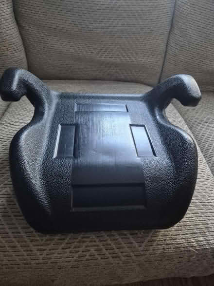 Photo of free Booster seat (Broxbourne (Broxbourne (EN10)) #1