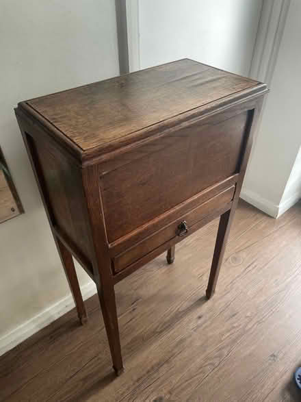 Photo of free Small side table (SM5) #1