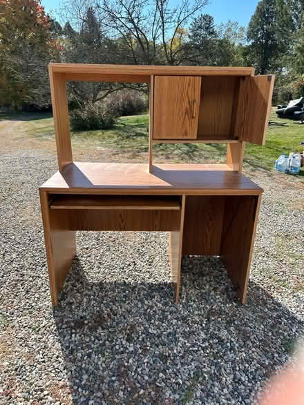 Photo of free Desk (Milford MI) #1