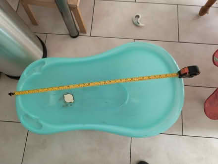 Photo of free Baby bath (Byfleet KT14) #1