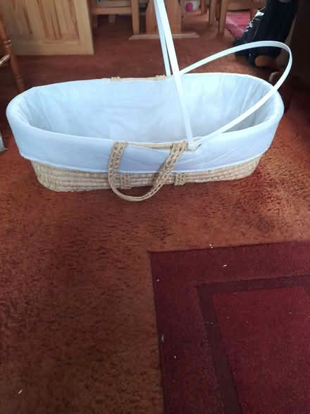 Photo of free Wicker Moses Basket (Erith DA8) #2