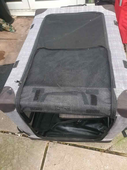 Photo of free Dog crate (Darnall S9) #3