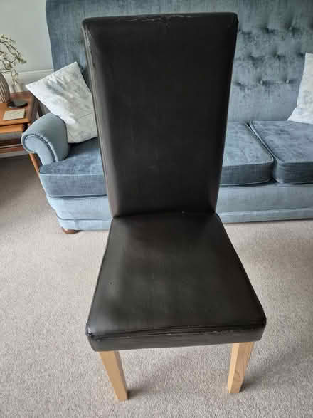 Photo of free 1 chair with movement in the frame (DE72 3BT) #1