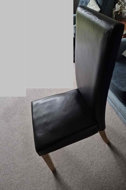 Photo of free 1 chair with movement in the frame (DE72 3BT) #2