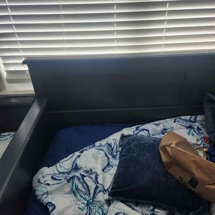 Photo of free 2 Southshore daybeds (Dickinson, TX) #4