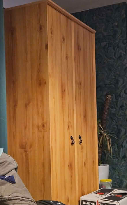 Photo of free Double wardrobe (Batemoor S8) #1