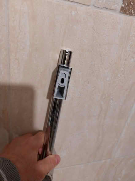 Photo of free Shower riser rail (EN8) #2
