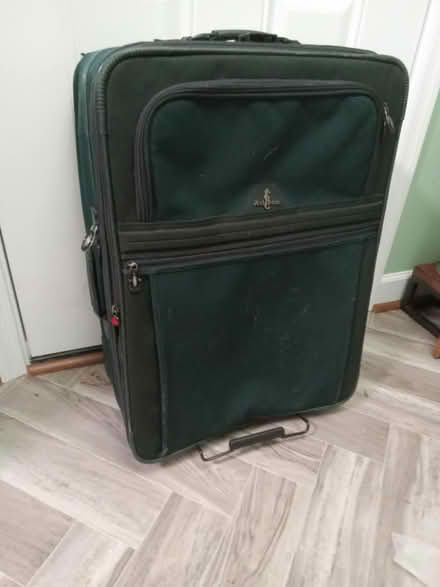 Photo of free pair of 26" wheeled suitcases (Rte 17 (southern fauquier))