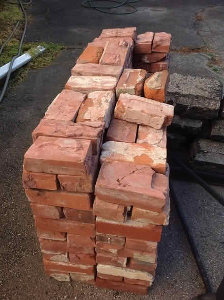 Photo of free old bricks (Cambridge (West Galt)) #1