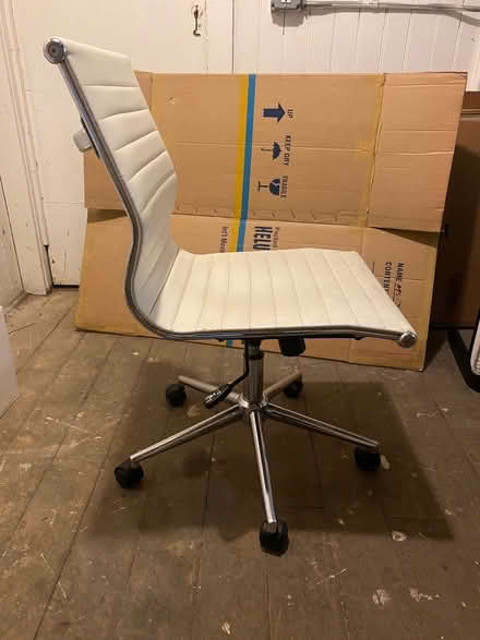 Photo of free White leather desk chair (San Francisco NoPa) #3