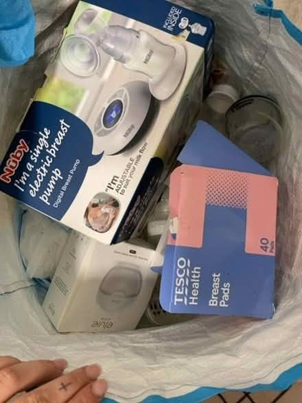 Photo of free Breast pump, bottles, milk bags,milk catcher (Northlands Park Neighbourhood SS13) #1