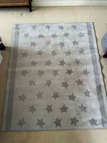 Photo of free IKEA Star kids rug (BR4) #1