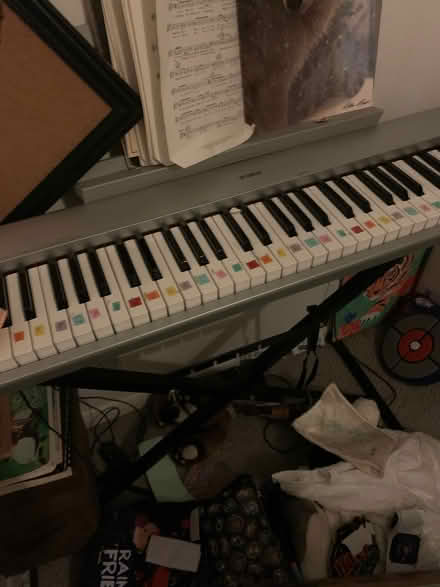 Photo of free Yamaha Keyboard (DA13) #1