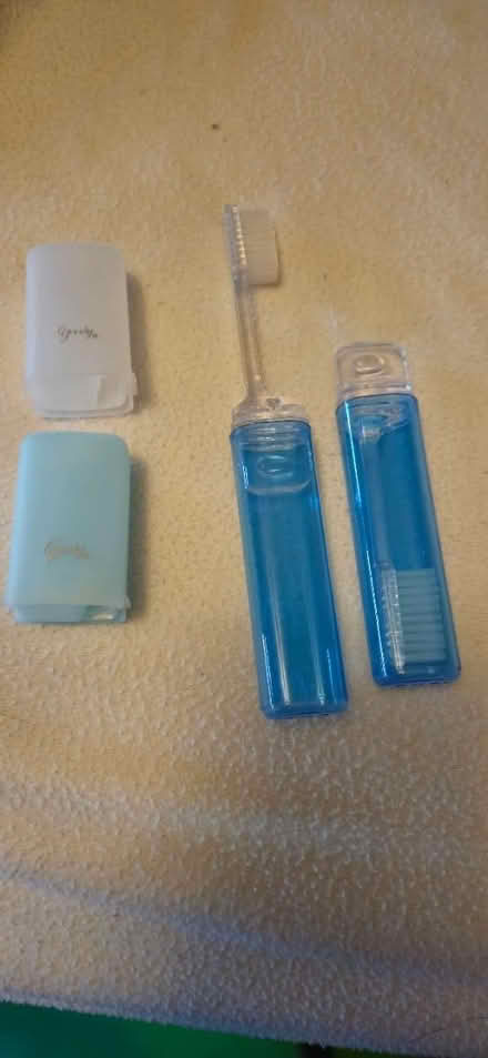 Photo of free Travel toothbrush and covers (Richmond Hill) #1