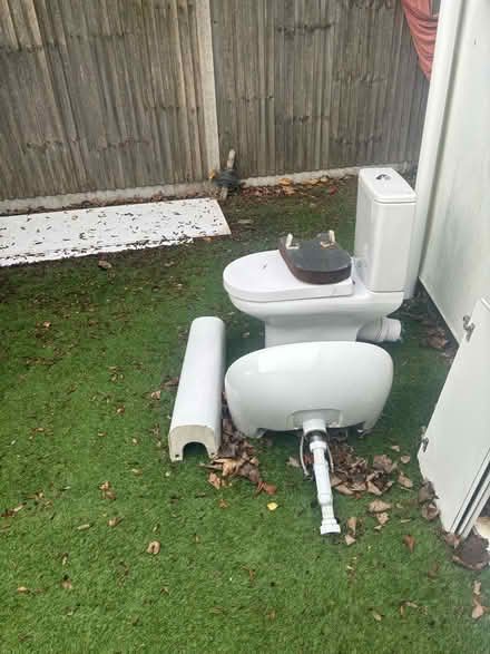 Photo of free Toilet sink and Pedestal (NR1) #2