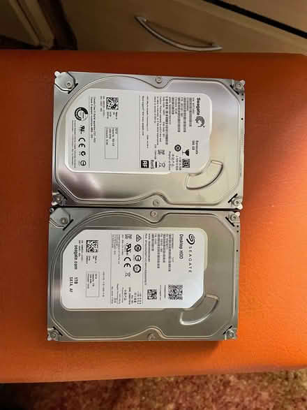 Photo of free SATA hard disks (Furze Platt SL6) #1