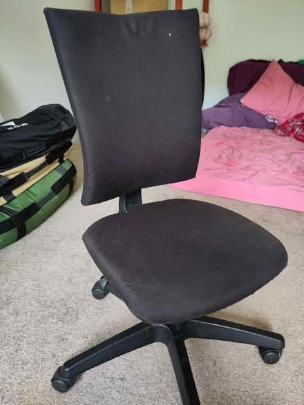 Photo of free Office chair (Bottoms OL14) #1