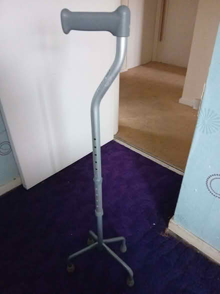 Photo of free Quad-foot walking stick (Netteswell CM20) #1