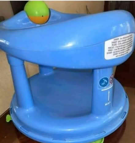 Photo of free Bath Seat (Woodside CR0) #1