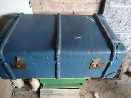 Photo of free Antique steamer trunk (Borehamwood WD6) #1