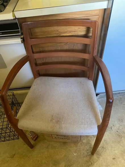 Photo of free Formal Dining Room Set (Woodridge/North Michigan Park) #2