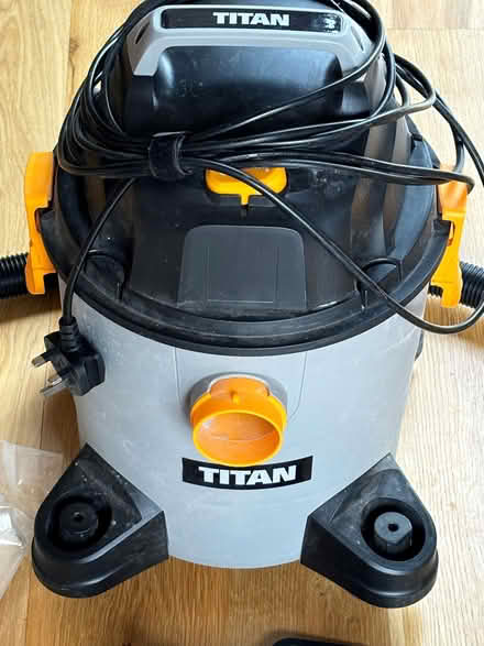 Photo of free Wet and dry vacuum cleaner (Heale TA10) #1