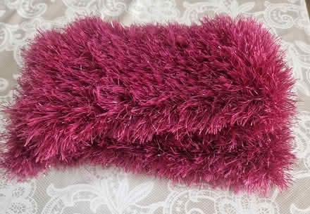 Photo of free Dark pink, Sparkly Scarf (SS3) (Shoeburyness (SS3)) #1