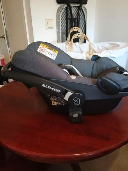 Photo of free Baby car seat (E20, Stratford) #1