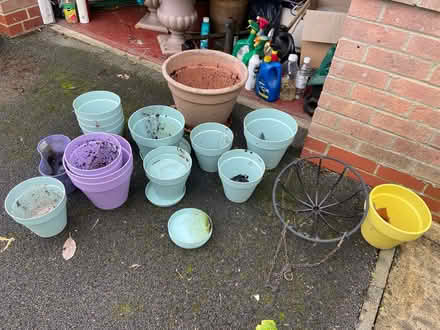 Photo of free Various Elmo plastic flower pots (Yapton BN18) #1