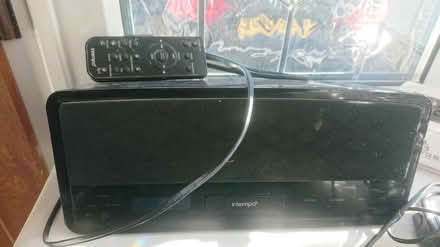 Photo of free Radio iPod dock (Southend SS1) #2