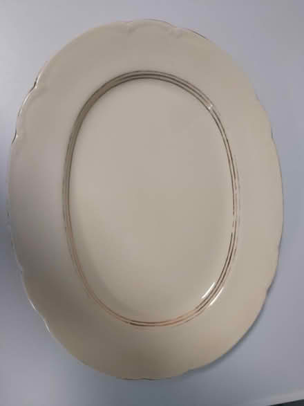 Photo of free Oval serving platters (Woolton L25) #1