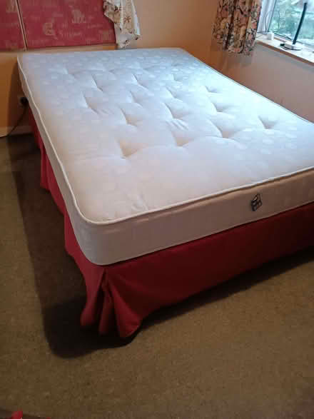 Photo of free double divan bed - excellent condition (Hampton Magna CV35) #4