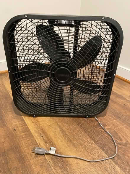 Photo of free Black Box Fan - 20.5” (22205) #1