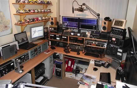 Photo of Amateur Radio and electronics stuff (Congleton, CW12) #1