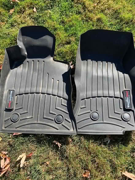 Photo of free Winter car mats (Pointe Claire) #1