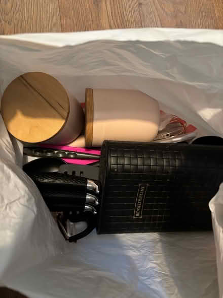 Photo of free Miscellaneous items kitchen etc (Letchworth SG6) #1