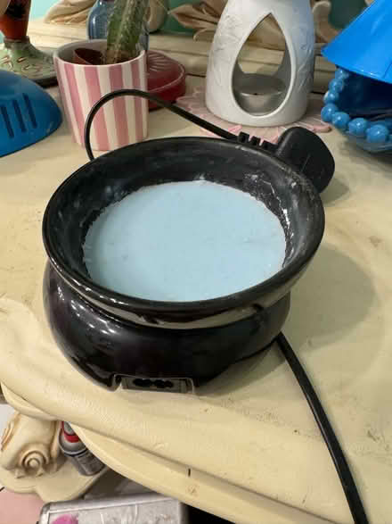 Photo of free Wax warmer (Dawlish Devon) #1