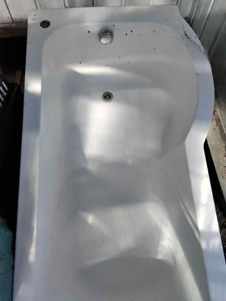 Photo of free Bath & shower screen with mixer tap (Clayton Green PR6) #1