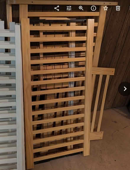 Photo of free DaVinci 4 in 1 convertible crib (Oak Park) #1