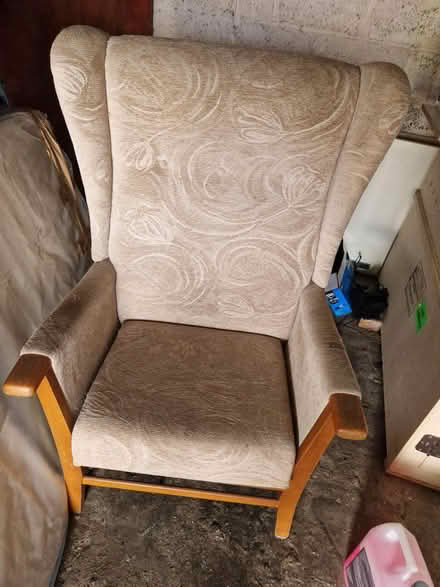 Photo of free Chair (BS39) #3