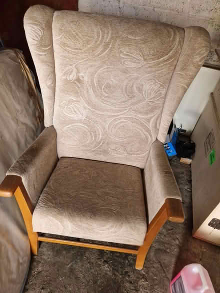 Photo of free Chair (BS39) #1