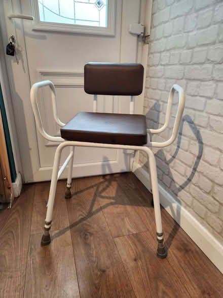 Photo of free Perching Stool (Vigo NE38) #1