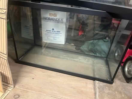 Photo of free 40 gallon fish tank (Schaumburg) #1